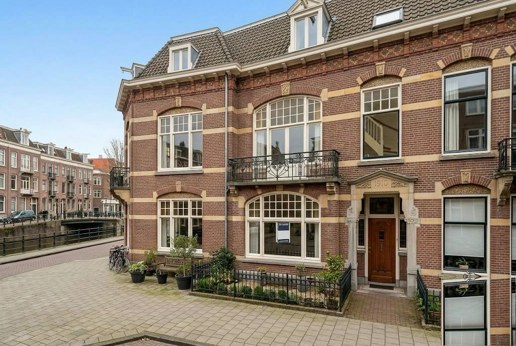 Beletagewoning met grachtenzicht — foto 2